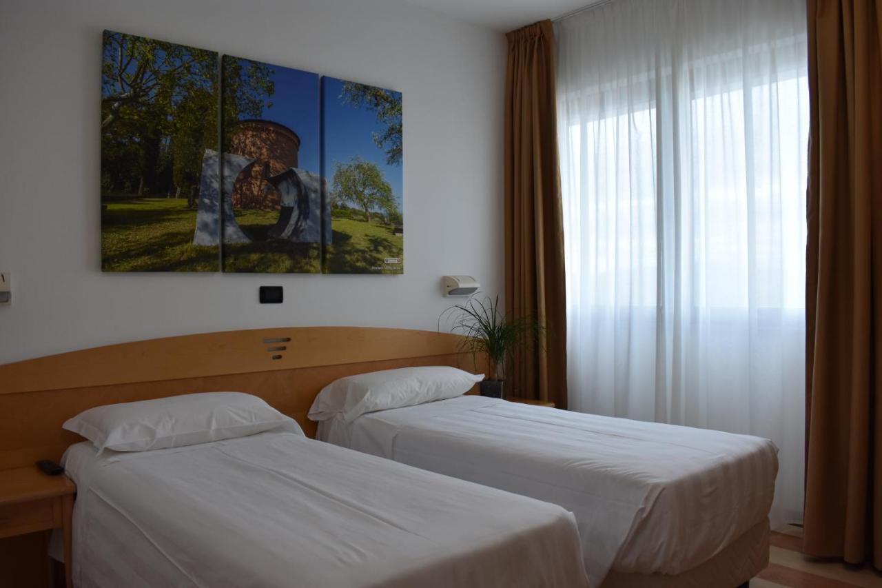 Hotel Portavaldera Peccioli Екстериор снимка