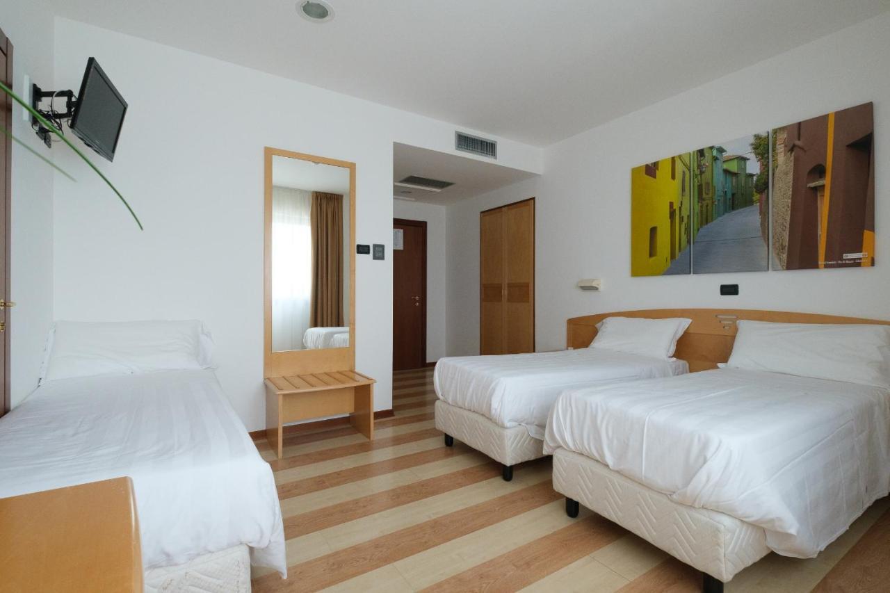 Hotel Portavaldera Peccioli Екстериор снимка