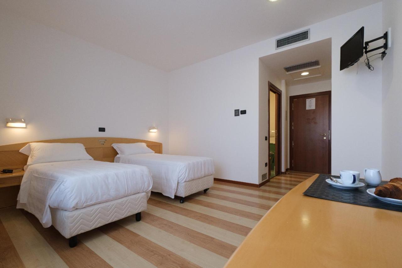 Hotel Portavaldera Peccioli Екстериор снимка