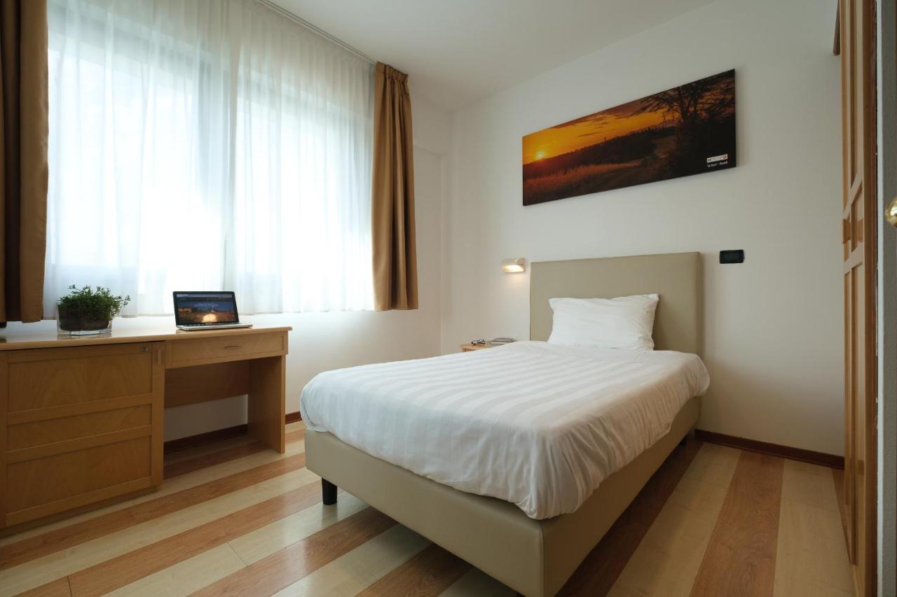Hotel Portavaldera Peccioli Екстериор снимка